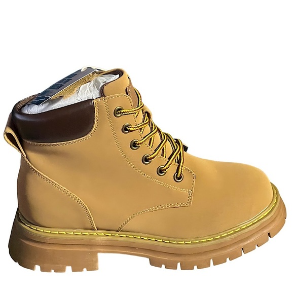 Leather Combat Moto Boots Low Heel Lace up Wheat color Size 6 NWT - Picture 1 of 11